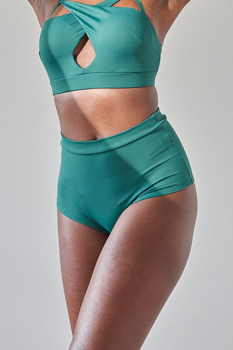 Lunalae pole dance fitness shorts recycled