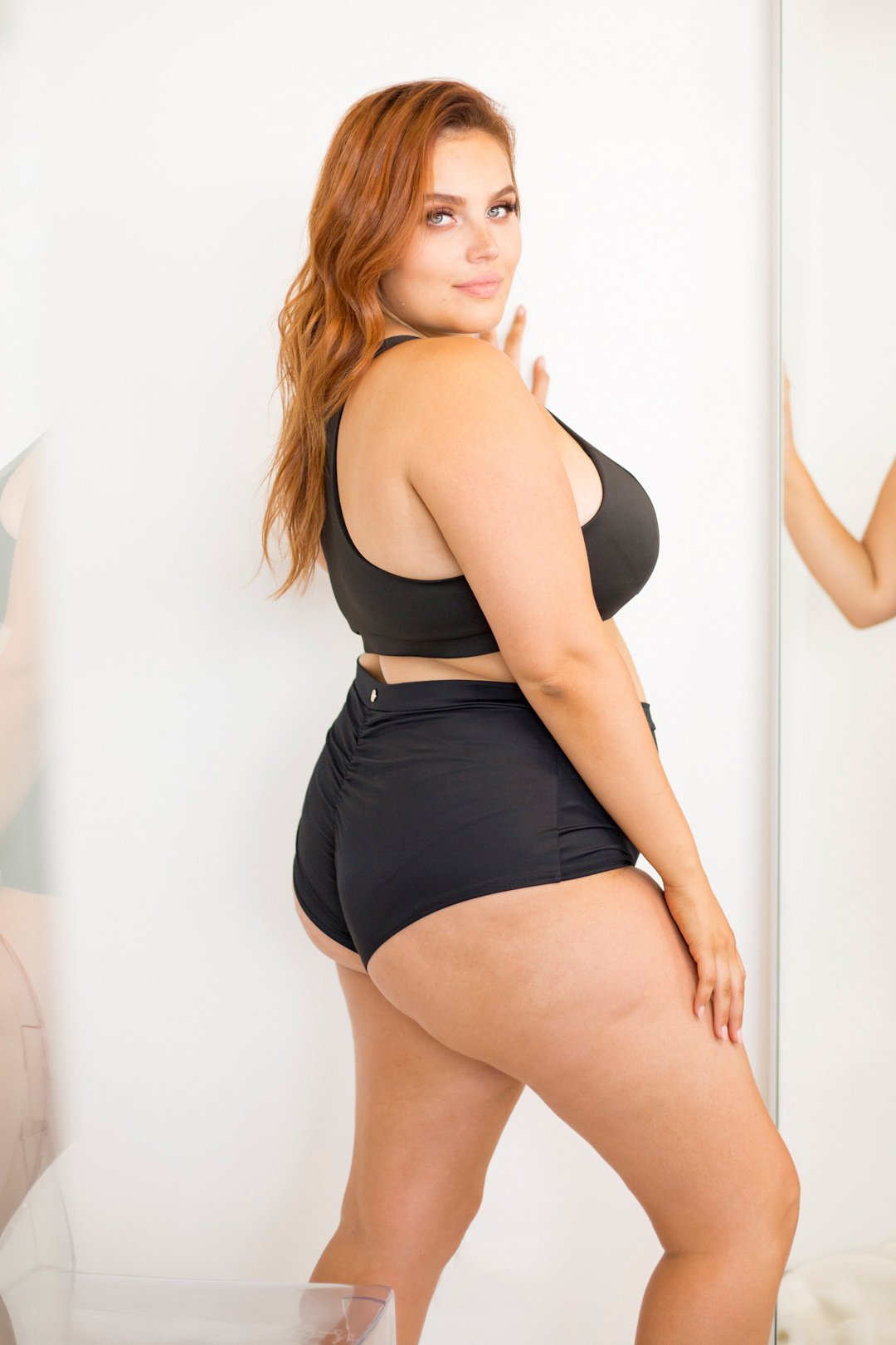 Lunalae High Waist Basic Shorts - Black
