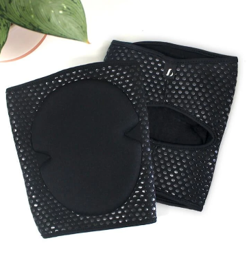 Lunalae and Xana Polewear pole fitness and dance clothing kneepads